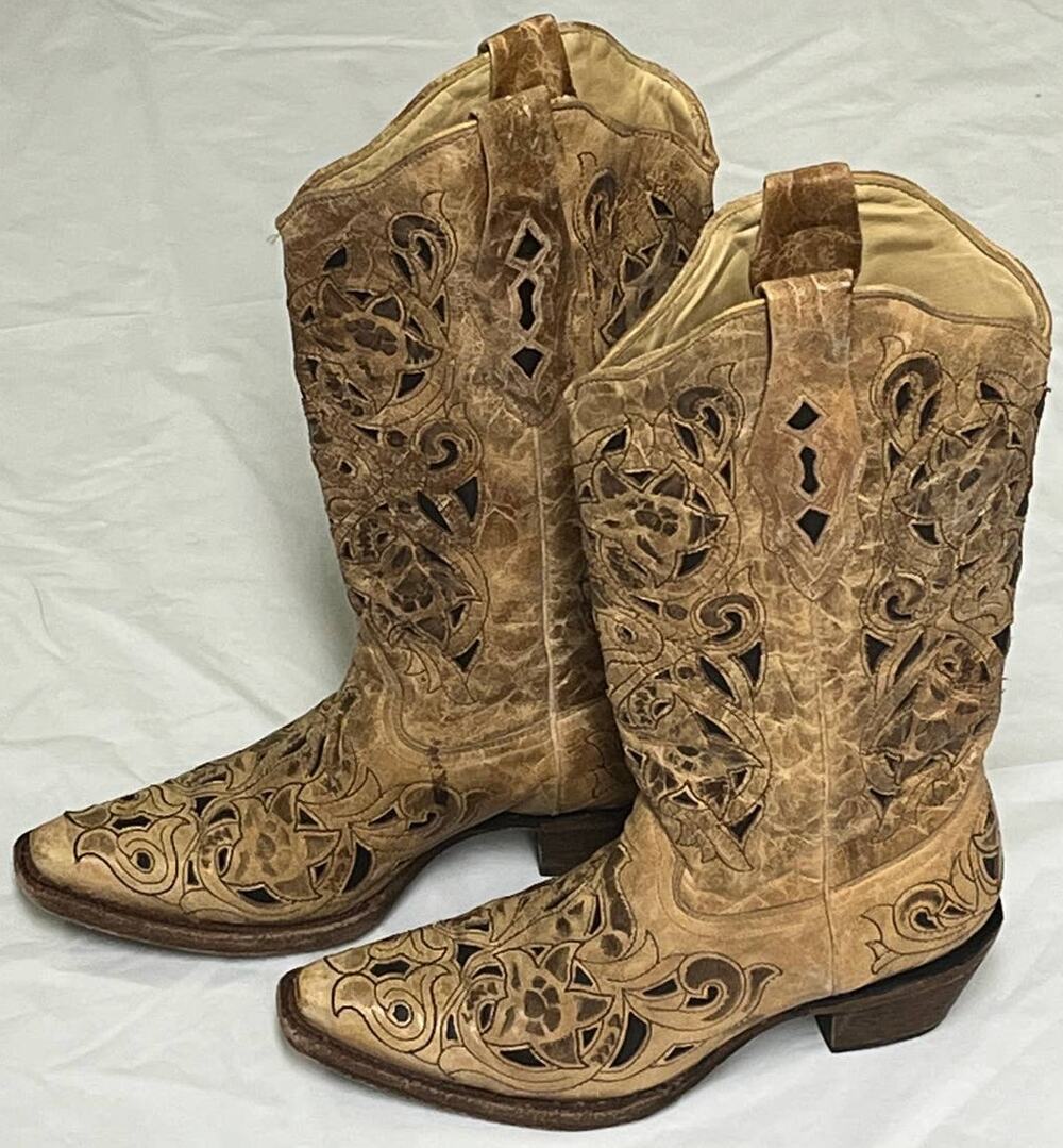 Corral Vintage Boot Women’s 6M Style A1970 Saddle Brushed Laser Brown Tan